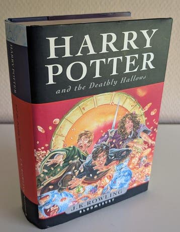 J.K. Rowling - Harry Potter and the Deathly Hallows -