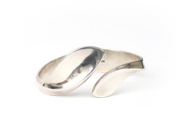 Hans Hansen voor Georg Jensen, Gebruikt