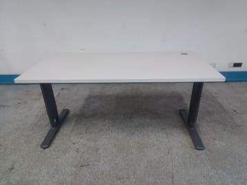 Bureautafel - B160 x D80 x H76 cm