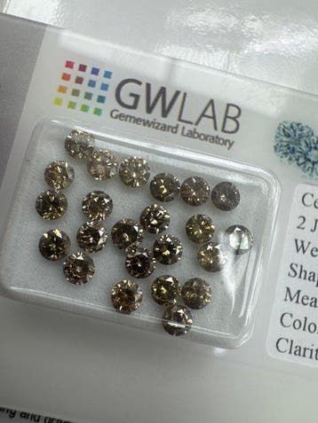 Zonder minimumprijs - 23 pcs Diamant (Natuurlijk gekleurd) -, Nieuw