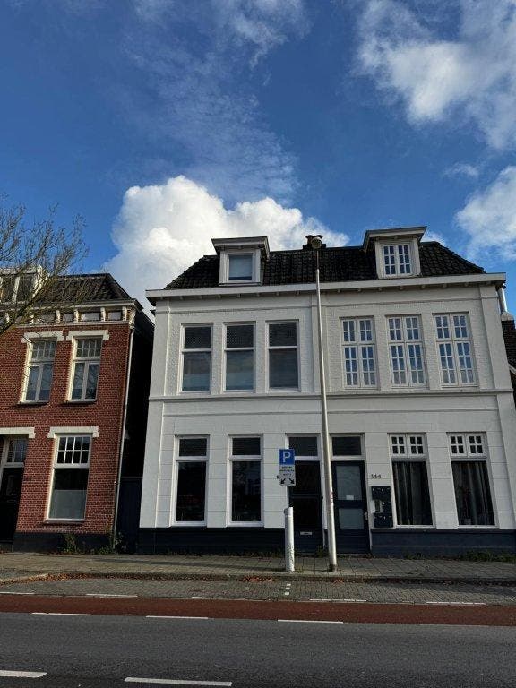 Kamer te huur in Enschede - 185 m² - 6 kamer(s) - 6 kamers, Huizen en Kamers, Kamers te huur, Enschede