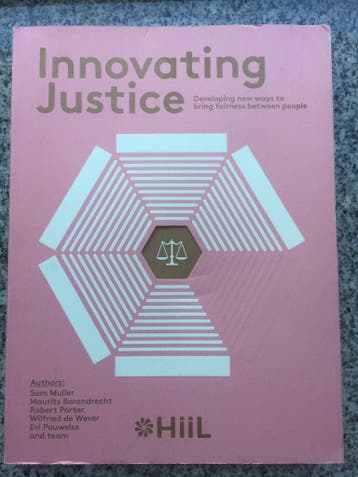 Innovating justice, Gelezen, Verzenden, Maatschappij en Samenleving, Wereld
