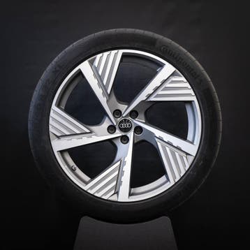 Audi Q8 Etron 22 Inch Velgen Zomerbanden Origineel 265/40/22, Gebruikt, 265 mm, Banden en Velgen, Overige maten