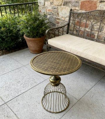 Hand painted brass color iron table - Salontafel - IJzer,