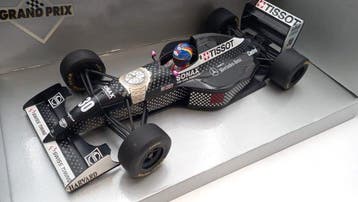Minichamps 1:18 - Modelauto - Sauber Mercedes C13 H.H., Nieuw