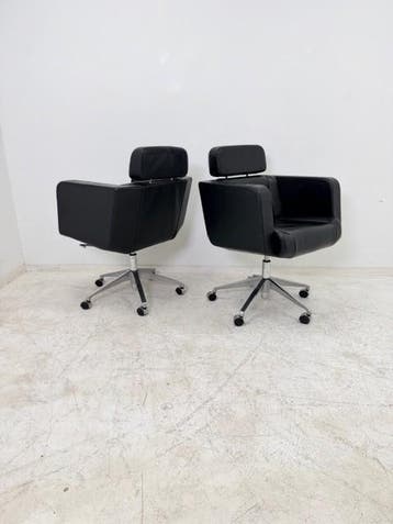 Giroflex 21 6092 Tango vergaderfauteuil zwart leer op wielen, Vergader- of Presentatieruimte, Ophalen of Verzenden, Gebruikt, Stoel