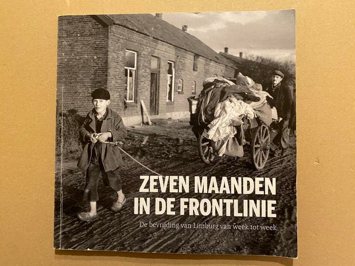 Limburg - Zeven Maanden in de Frontlinie, Verzamelen, Militaria | Tweede Wereldoorlog, Nederland, Boek of Tijdschrift, Ophalen of Verzenden