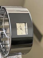Subtiele design dameshorloge, Sieraden, Tassen en Uiterlijk, Horloges | Dames, Ophalen of Verzenden, Nieuw