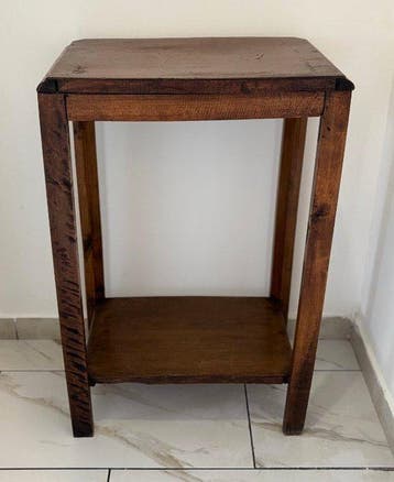 Bijzettafel - Sellette / Bijzettafel van gesneden hout –