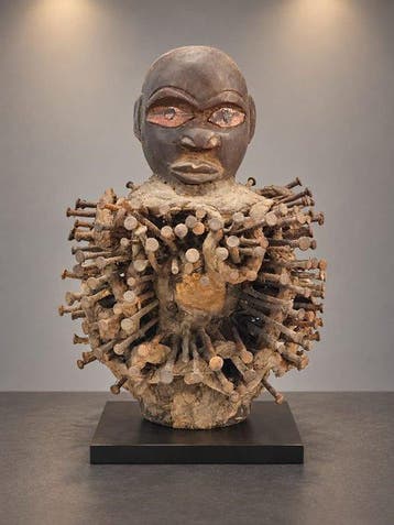 Uitzonderlijk beeld FON NKISI NKONDI BAKONGO / RD.CONGO -, Antiek en Kunst