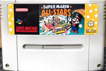 Super Mario All stars (SNES tweedehands game), Spelcomputers en Games, Ophalen of Verzenden, Zo goed als nieuw