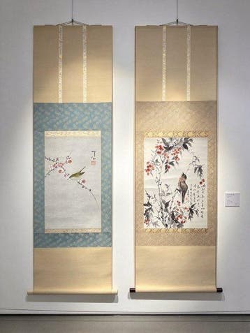 Pruimenbloesems met Japanse boszanger & Lychee met zangvogel