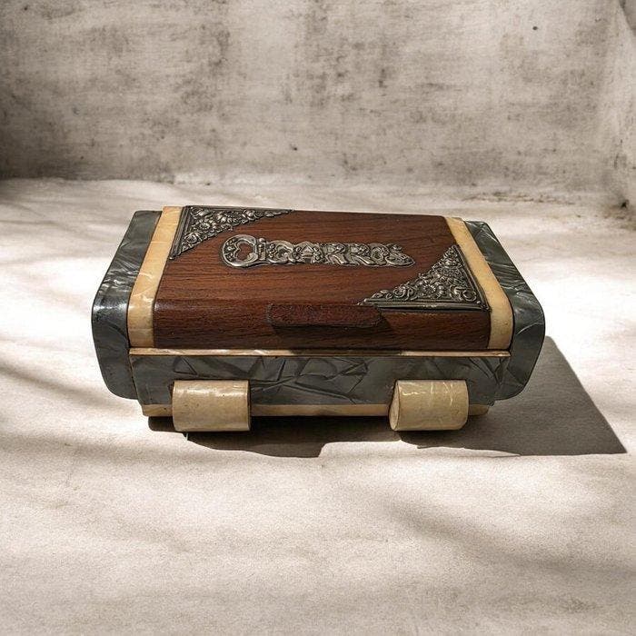 Sigarettendoos - Hout, Zilver, Bakeliet, Antiek en Kunst, Kunst | Designobjecten