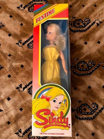 Pedigree - Pop Sindy Funtime 42040 - Yellow Dress -