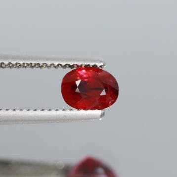 1 pcs Rood Robijn - 1.18 ct - Gemological Institute of, Nieuw