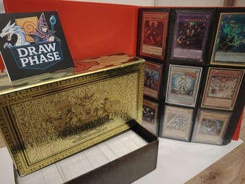 Konami Box - Yu-Gi-Oh! - Collection con Rare Iconiche, Verzamelen, Overige Verzamelen, Nieuw
