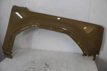 buitenspatbord rechts voor Toyota Land Cruiser J250, Verzenden, Gebruikt
