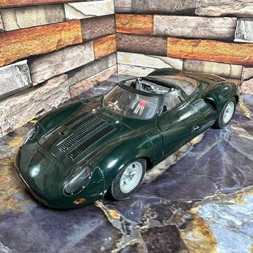 Autoart 1:18 - Modelauto - Autoart 1:18 Jaguar XJ13 (Anni, Nieuw