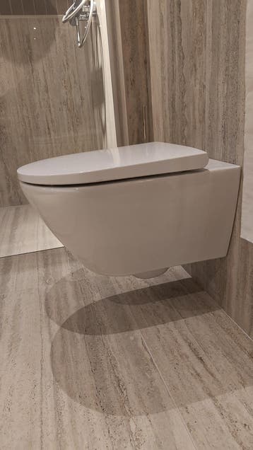 Wandcloset hangend randloos toilet duravit d neo 0016-59, Ophalen, Nieuw, Toilet