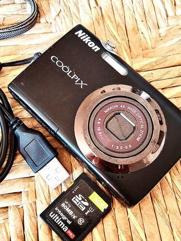 Nikon CoolpixS3000(+8GB-SD) Digitale camera, Nieuw