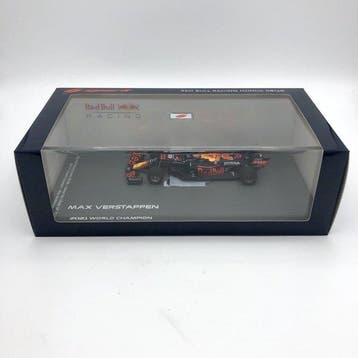 Red Bull Racing - Abu Dhabi F1 World Champion 2021 1/43, Nieuw