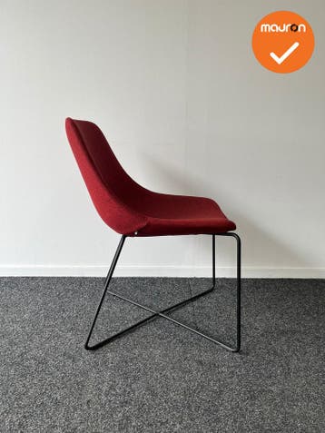 Mishell Chair - Noti vergaderstoel Rood, Vergader- of Presentatieruimte, Ophalen of Verzenden, Gebruikt, Stoel