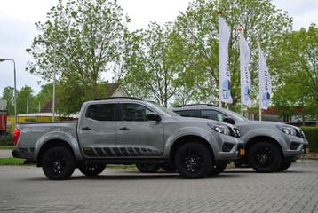 Nissan Navara ombouw grijs kenteken, Nieuw, Nissan