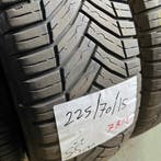 2 x Michelin 225-70-15 C 4 Seizoenbanden 5,5mm, Auto-onderdelen, Banden en Velgen, 15 inch, Ophalen of Verzenden, All Season, Band(en)
