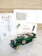 Danbury Mint 1:24 - Modelauto - 1932 Cadillac V16, Nieuw