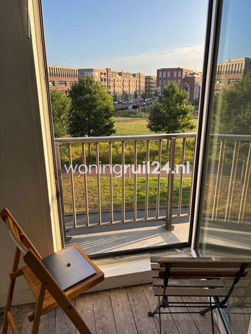 Woningruil - Tasmanstraat 445 - 2 kamers en Amsterdam, Amsterdam