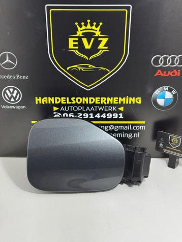 Audi A3 Sportback 8YA bj.2021 Tankklep grijs LZ7S 8Y4810367, Gebruikt, Audi