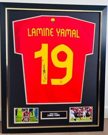 Lamine Yamal - World Champion 2026 – Hand Signed Spain Shirt, Nieuw