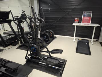 cardiostrong Crosstrainer FX30, Sport en Fitness, Nieuw