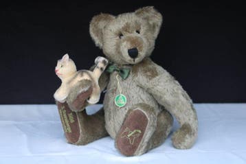 Hermann: Sonnenberger Museums Teddybeer 1996, nr 75 van 100