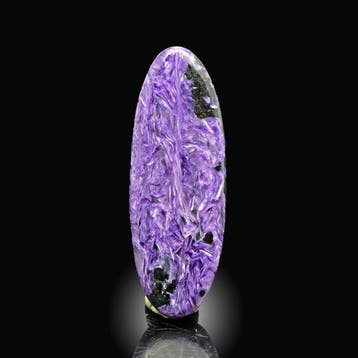 Levendige Charoite Vrije vorm cabochon - Hoogte: 6.4 cm -
