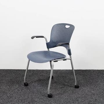Herman Miller Caper Stoel Met Armleuningen - Blauw, Ophalen of Verzenden, Gebruikt, Blauw