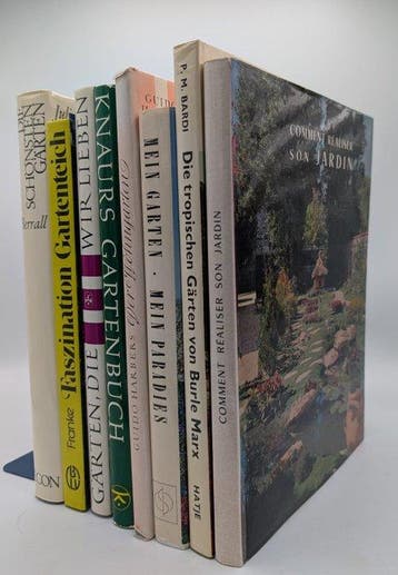 AA.VV. - Collezione di 8 libri illustrati su giardinaggio