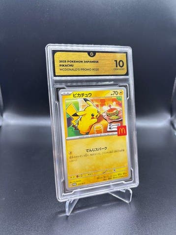 Pokémon - 1 Graded card - Pikachu 020 “Burger Pikachu” Promo, Hobby en Vrije tijd, Nieuw