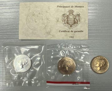 Monaco. 10 Francs 1982 Grace Kelly - Série de 3 monnaies