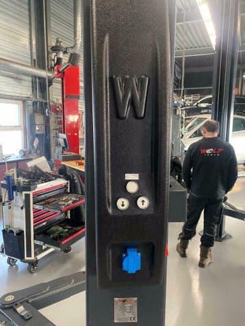 Wolf WL240ASR 2 koloms hefbrug hyraulisch a-symetrisch NIEUW, Auto diversen, Autogereedschap, Nieuw