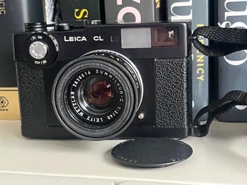 Leica CL + Summicron-C 1:2/40mm Analoge camera