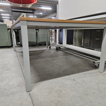 Zeer nette kantoortafel NIEUW eiken blad - 240x120 cm, Ophalen of Verzenden, Nieuw