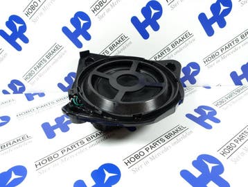 Subwoofer A 205 820 1900 o.a: C-klasse w205, Ophalen of Verzenden, Gebruikt, Mercedes-Benz