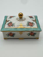 TETTAU - Doos - Porselein - Porseleinen snoepdoos, Antiek en Kunst