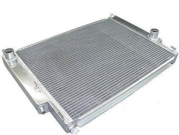 SK-Import Radiateur 2 Rij Zilver BMW 3-serie, Ophalen of Verzenden, Nieuw, BMW