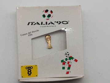 8 karaat - Geel goud - Broche - Italia 90 Speld Goud 8kt, Verzamelen, Nieuw