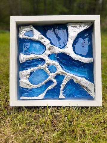 R. Ines - Sculpture Murale Acrylique, résine et pigments