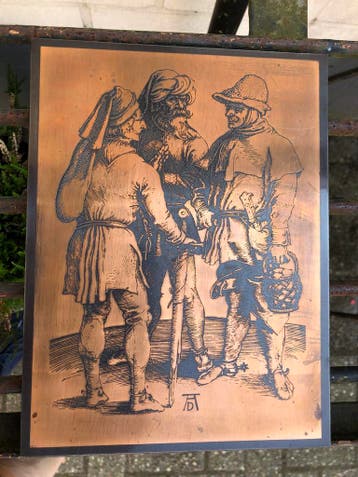 3 koperen reliëfplaten op hout, Antiek en Kunst, Ophalen, Koper