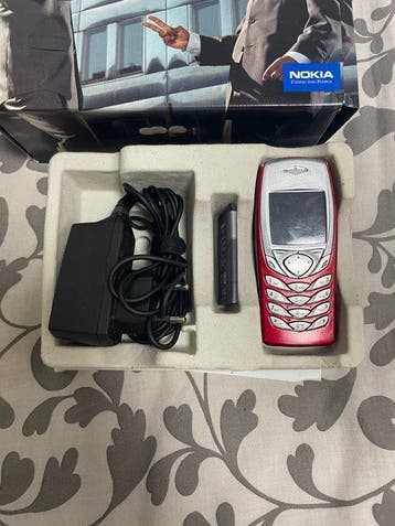 Nokia 6100 - Mobiele telefoon - In originele verpakking, Nieuw