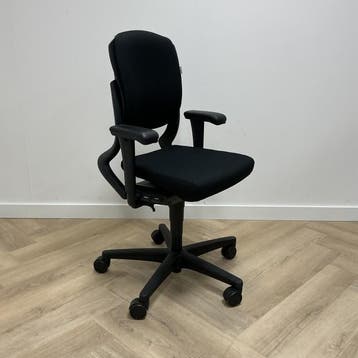 Opnieuw gestoffeerd Ahrend 230 ergonomische bureustoel,, Gebruikt, Zwart, Ophalen of Verzenden, Bureaustoel
